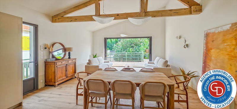 Maison - 150 m² - 5 pièces