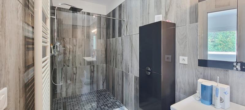 Villa - 323 m² - 8 pièces