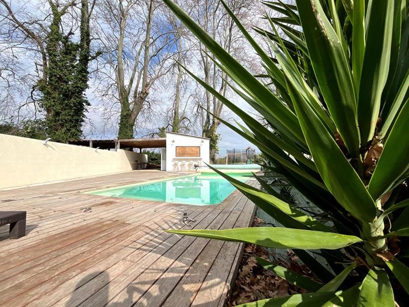 Maison - 205 m² - 5 pièces