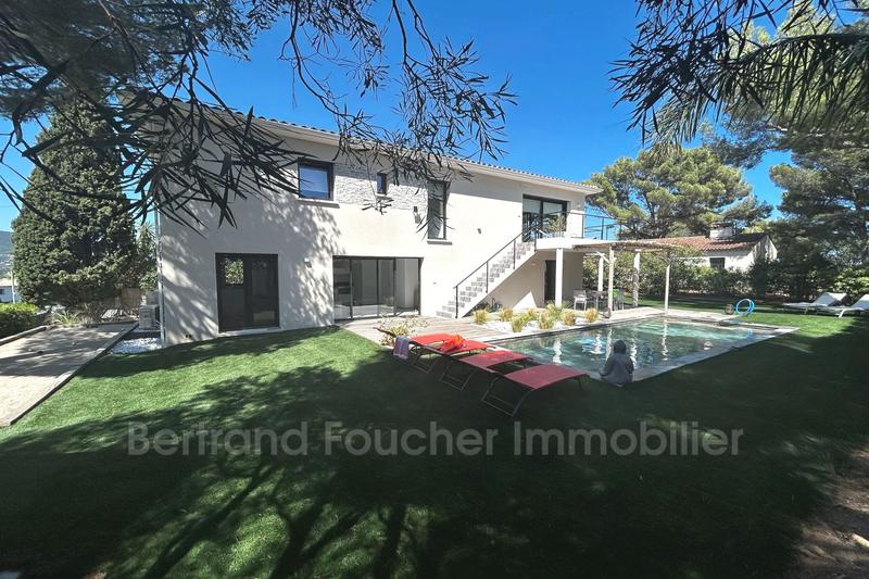 Maison - 155 m² - 5 pièces