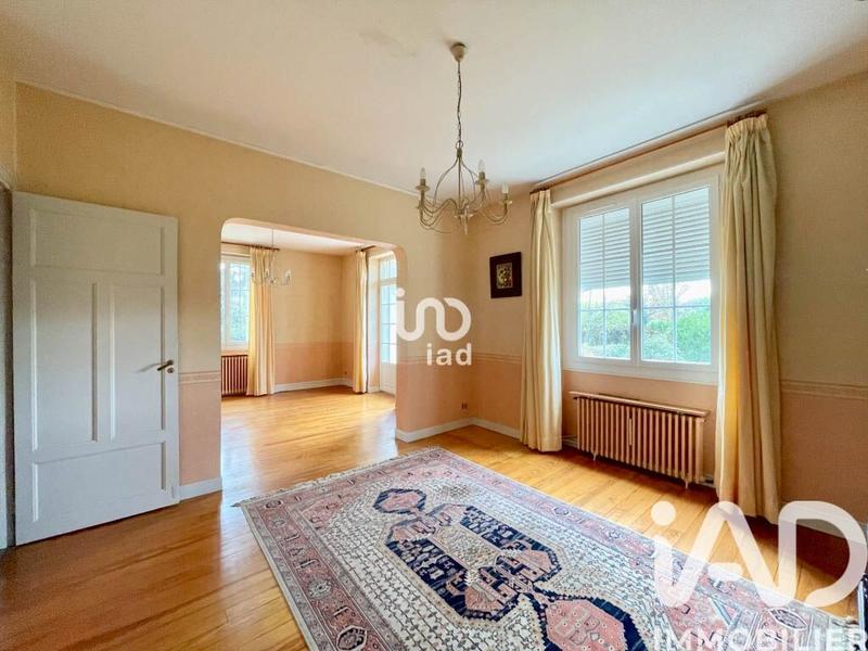 Maison - 200 m² - 6 pièces