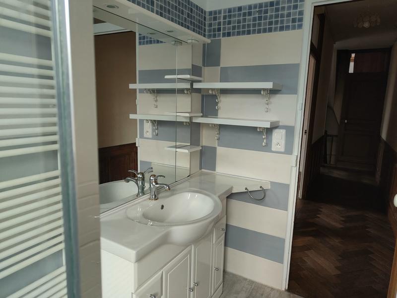 Maison - 94 m² - 6 pièces