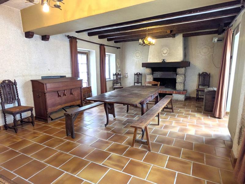 Château - 270 m² - 10 pièces