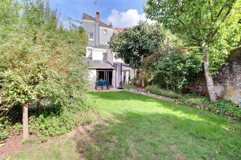 Maison - 140 m² - 7 pièces