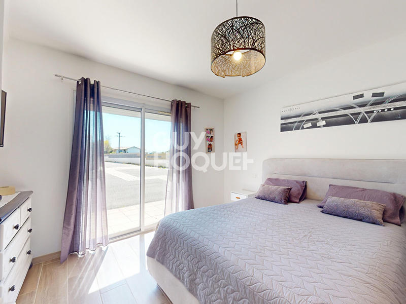 Maison - 268 m² - 9 pièces