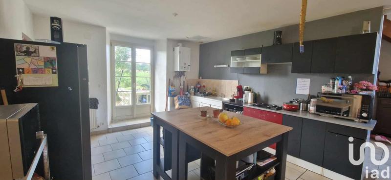 Maison - 366 m² - 7 pièces