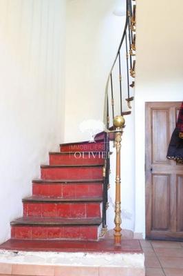 Propriété - 270 m² - 14 pièces