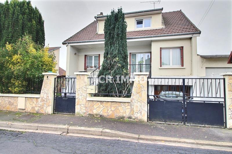 Maison - 140 m² - 6 pièces