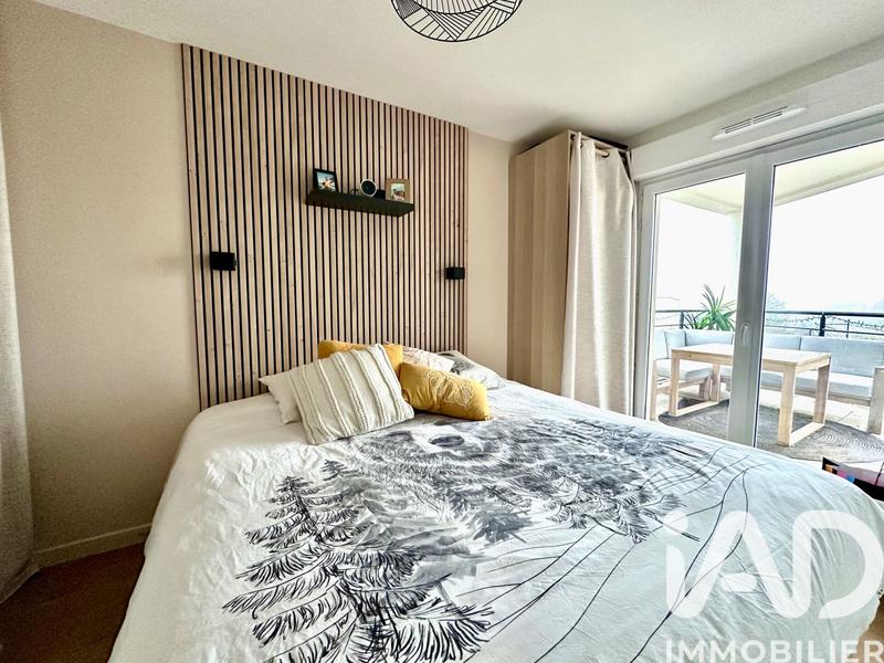 Appartement - 90 m² - 4 pièces