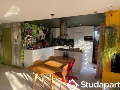 Chambre - 13 m² - 1 pièce