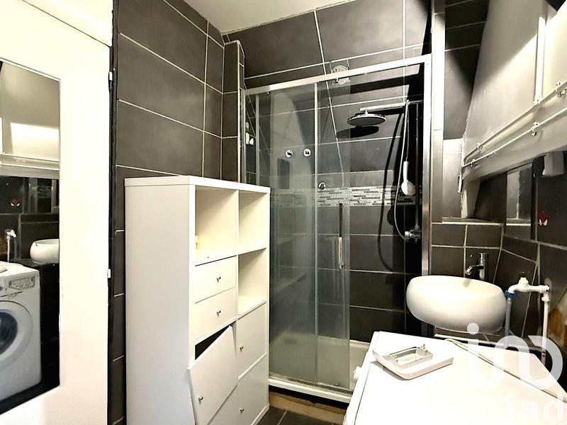 Maison - 180 m² - 8 pièces