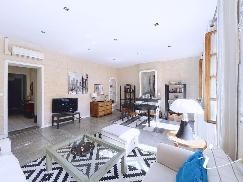 Appartement bourgeois - 86 m² - 3 pièces