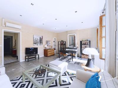 Appartement bourgeois - 86 m² - 3 pièces