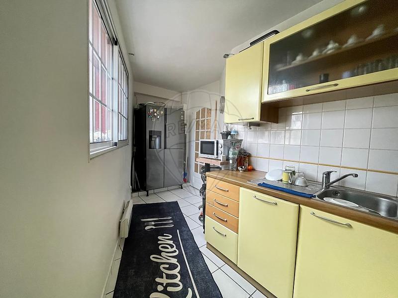 Maison - 180 m² - 7 pièces