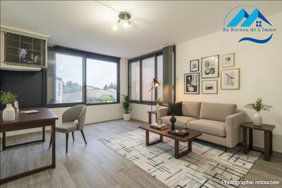 Appartement - 90 m² - 4 pièces