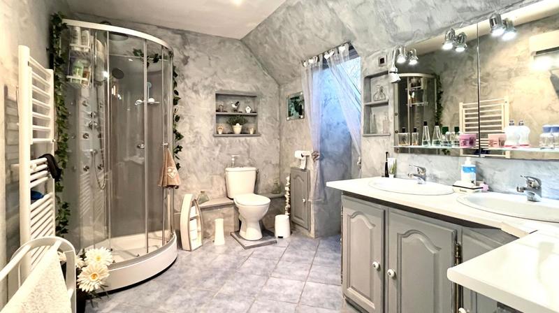 Maison - 148 m² - 7 pièces