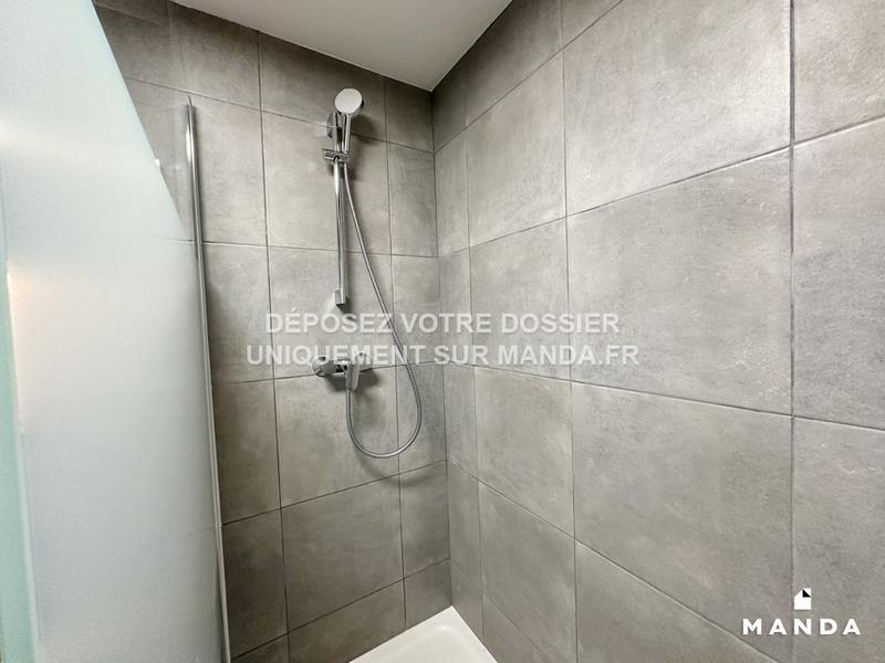 Chambre - 16 m² - 5 pièces