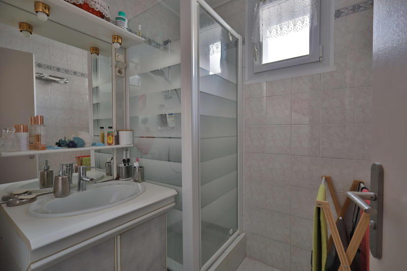 Appartement - 64 m² - 4 pièces