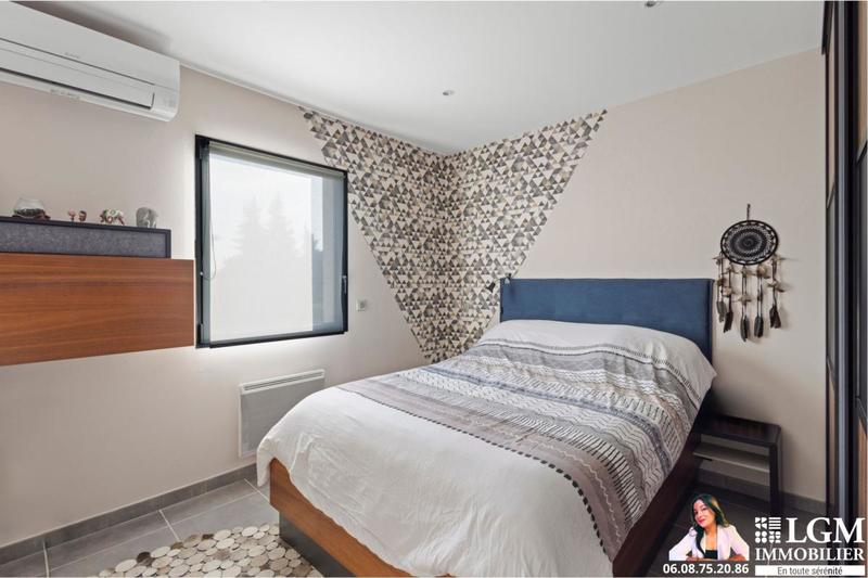 Maison - 96 m² - 4 pièces