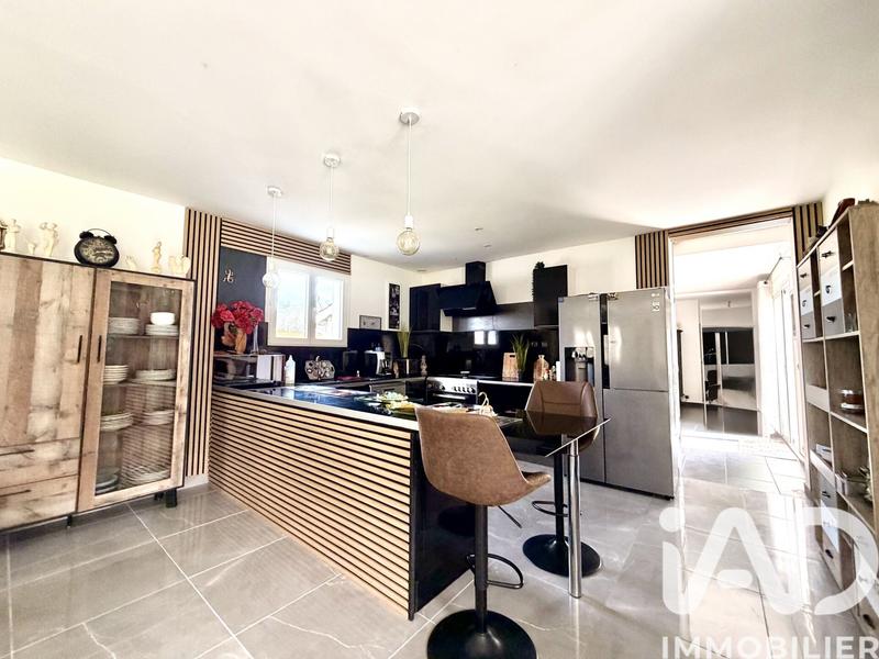 Maison - 130 m² - 5 pièces