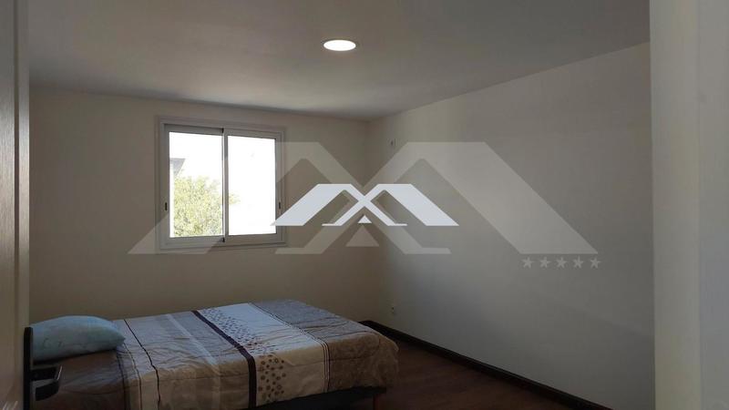 Maison - 92 m² - 5 pièces