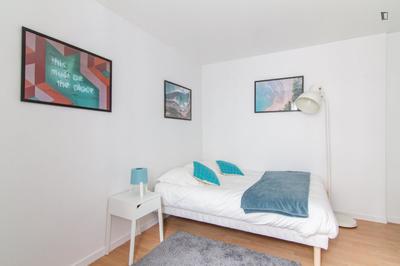 Chambre - 11 m² - 4 pièces