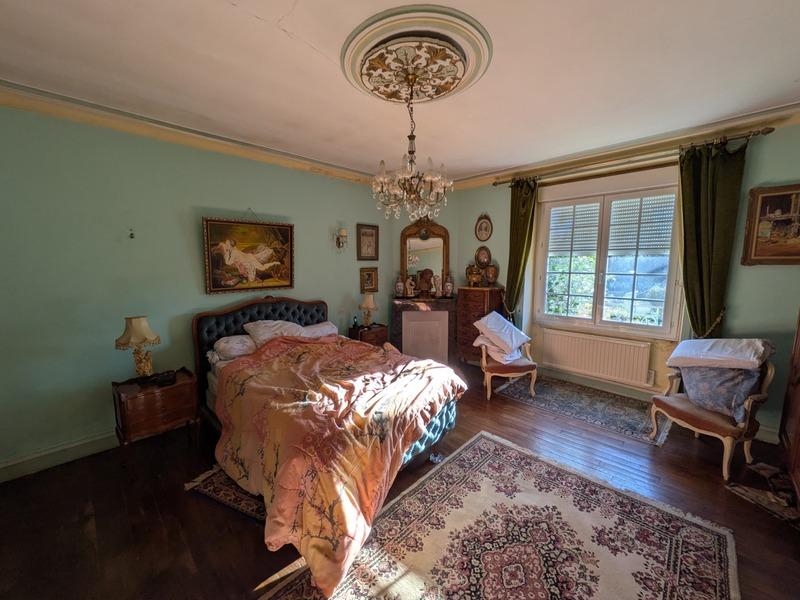 Maison - 150 m² - 5 pièces