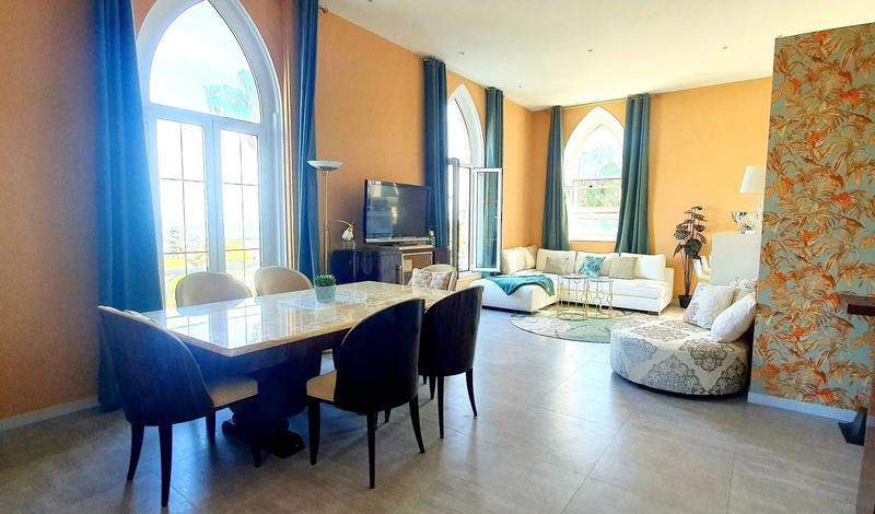 Appartement - 82 m² - 4 pièces