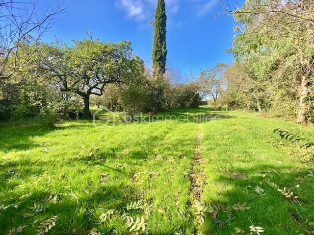 Maison - 184 m² - 11 pièces