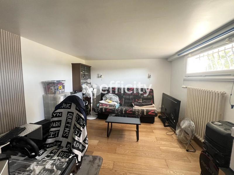 Pavillon - 193 m² - 8 pièces