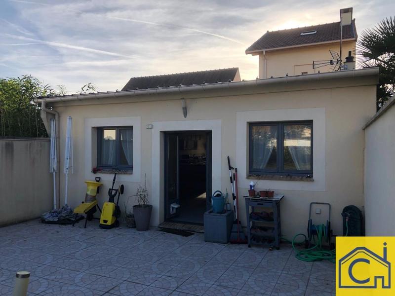 Maison - 138 m² - 6 pièces