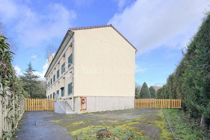 Appartement - 60 m² - 3 pièces