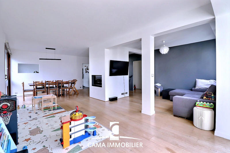 Appartement - 113 m² - 6 pièces