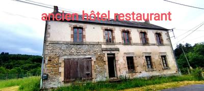 Maison de village - 310 m² - 16 pièces