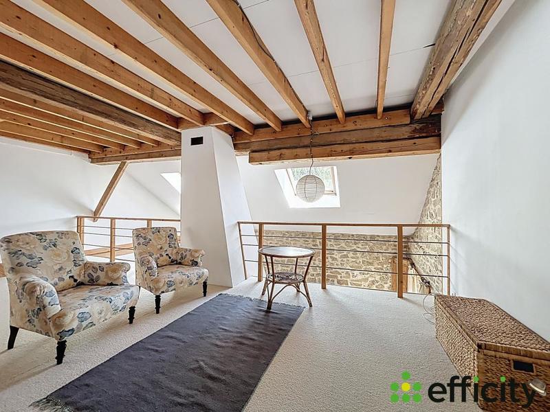 Maison - 293 m² - 12 pièces