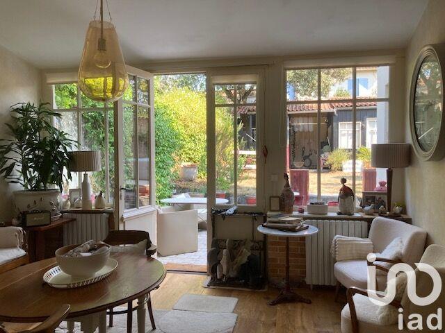 Maison - 170 m² - 10 pièces