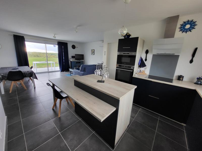 Maison - 92 m² - 4 pièces