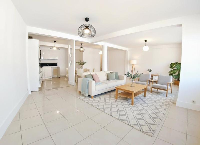 Appartement bourgeois - 176 m² - 4 pièces