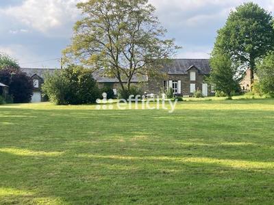 Maison - 210 m² - 8 pièces