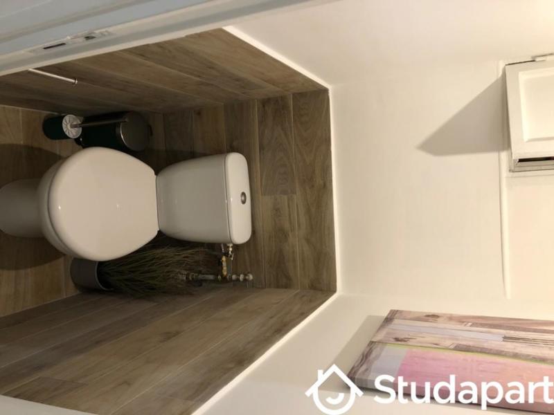 Chambre - 12 m² - 1 pièce