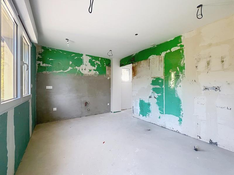 Maison - 260 m² - 10 pièces