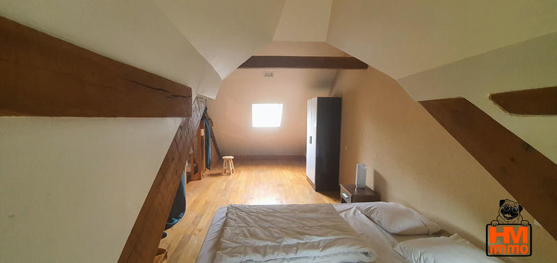 Maison - 212 m² - 7 pièces