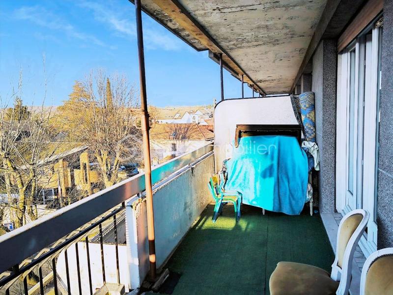 Appartement - 100 m² - 4 pièces