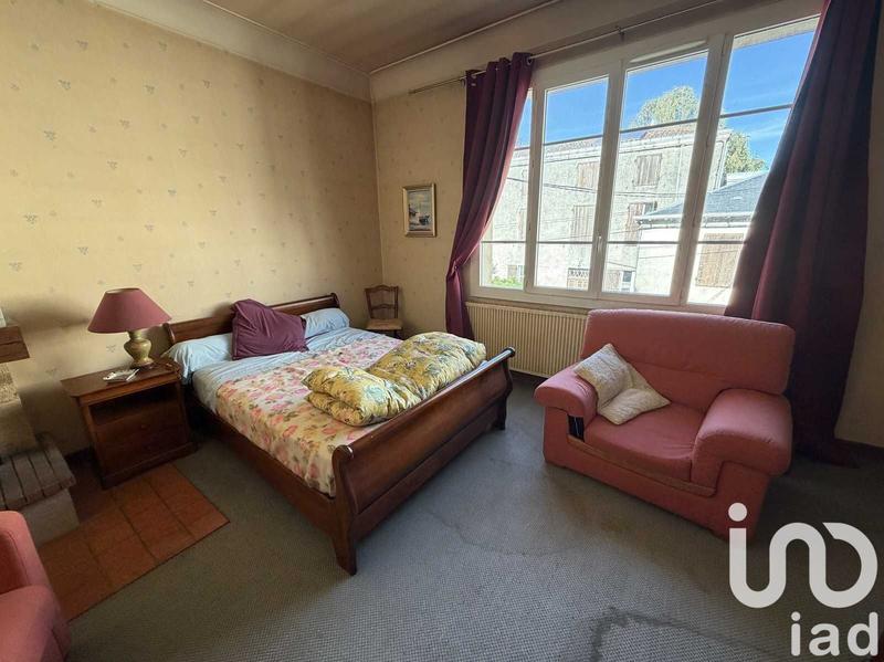 Maison - 295 m² - 5 pièces