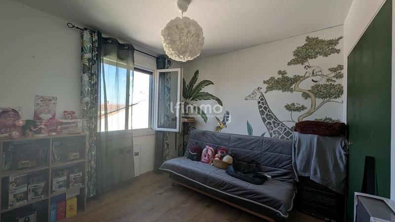 Maison - 95 m² - 5 pièces