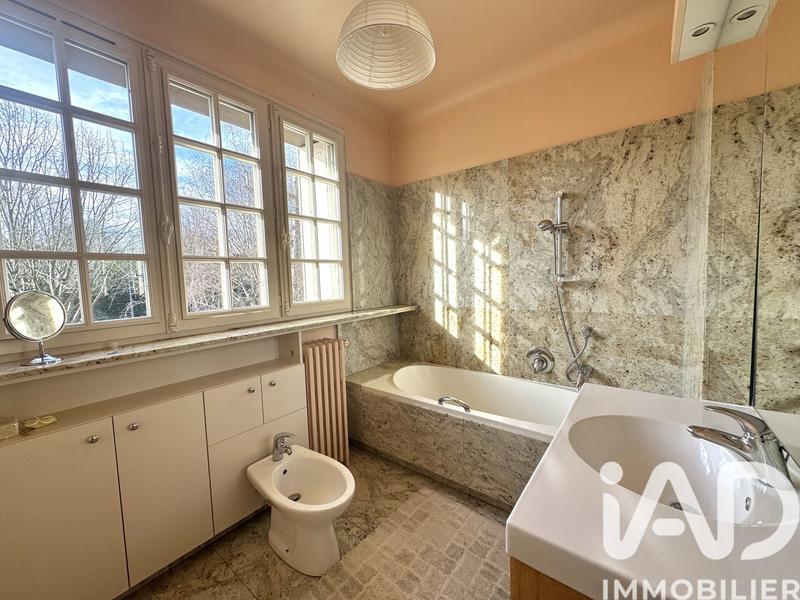 Maison - 190 m² - 6 pièces