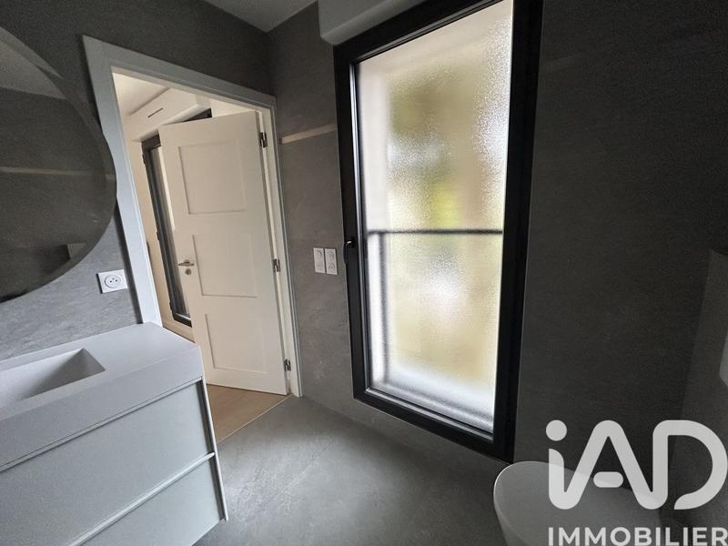 Appartement - 81 m² - 3 pièces