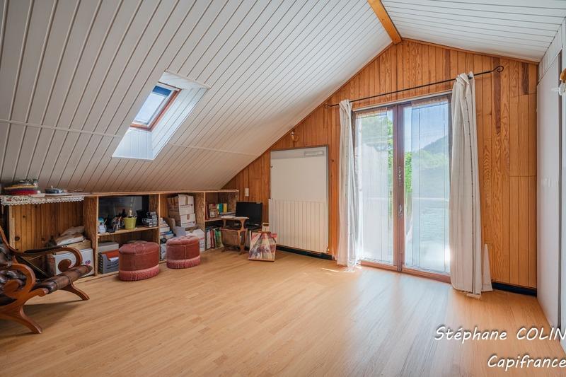 Maison - 183 m² - 8 pièces