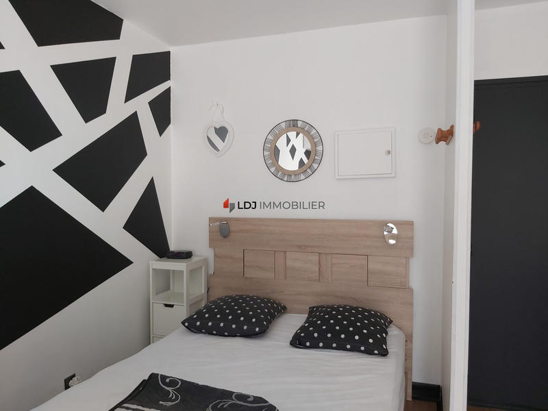 Appartement - 27 m² - 27 pièces