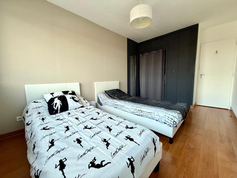 Maison - 121 m² - 5 pièces